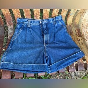 Vintage Bill Blass High-Waisted Mom Shorts – Folded Hem – Size 12p